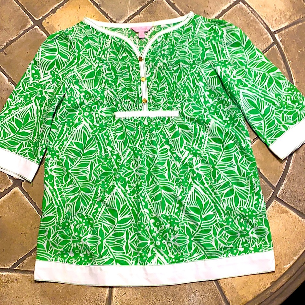 Lilly Pulitzer key lime green and white top.
